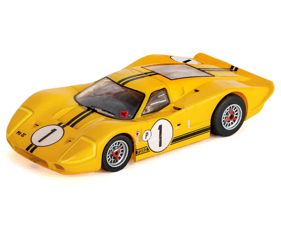 AFX Collector Series 1967 Ford GT40 Mk IV Sebring #1 HO Slot Car (Yellow) (SWB) (Mega G+) 22025