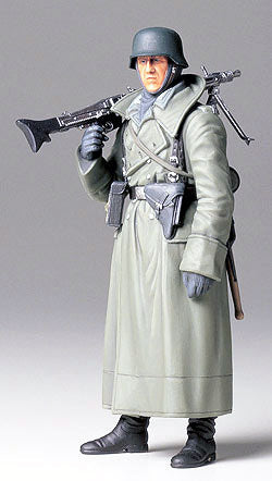 Tamiya 1/16 German Machine Gunner Plastic Model 36306