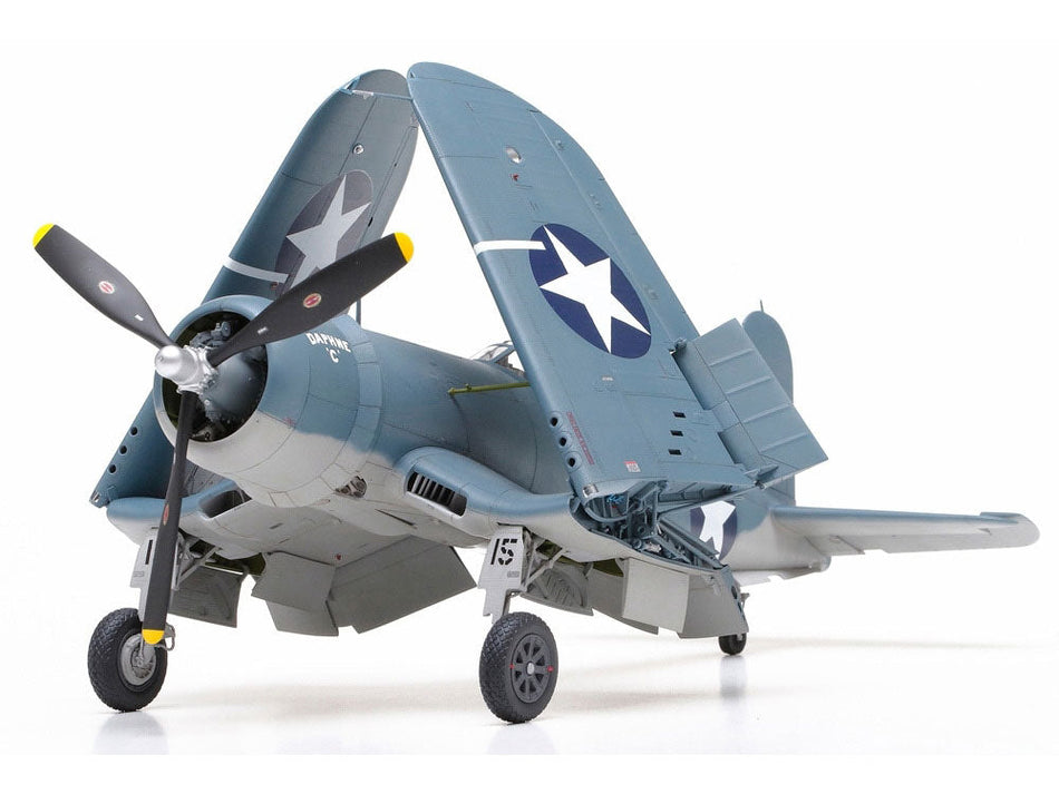 Tamiya 1/32 Vought F4U-1 Corsair Plastic Model Airplane Kit