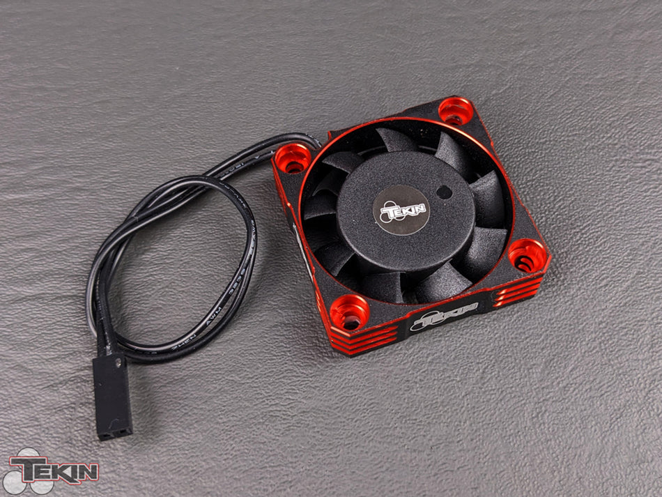 Tekin Fan 40x40x10 Hiflow Black/Red 2pin 2.5mm Plugx180mm x 26awg TT3864